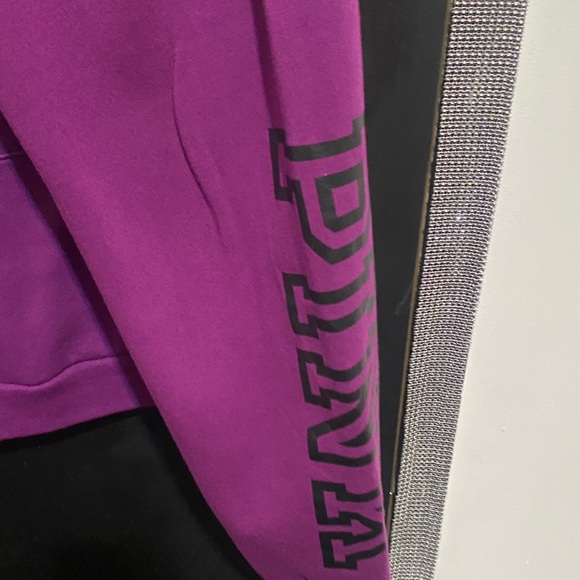 VICTORIA SECRET PINK SWEATSUIT - Picture 4 of 6